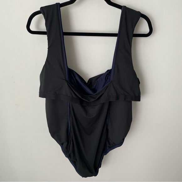 J Crew Ruched Squareneck One-Piece Swimsuit Full
Coverage Navy Blue Size 24   24 - Picture 6 of 8